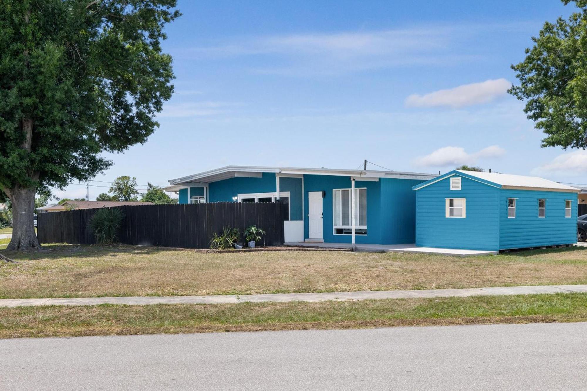 Beautiful Pool House Port Charlotte Hotel Exterior photo